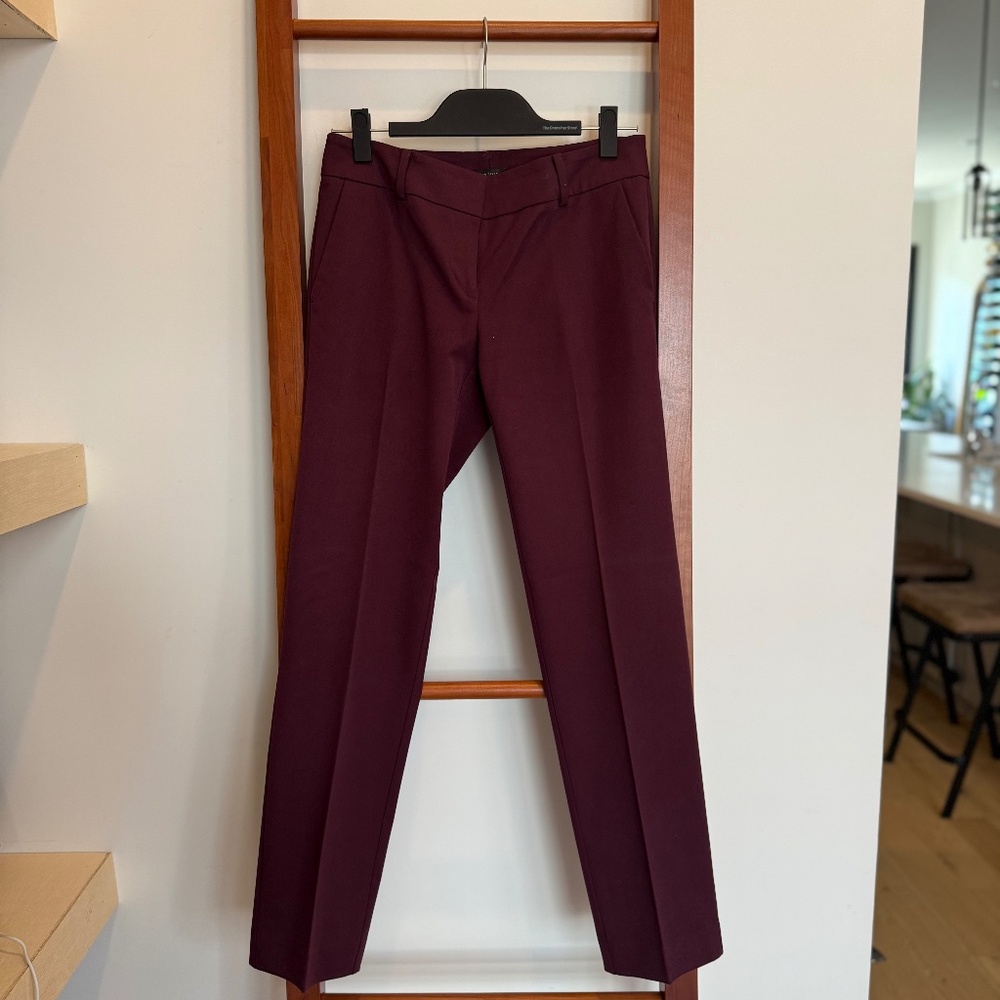 Ann Taylor Factory Slim Ankle Pants – Maroon – Size 0